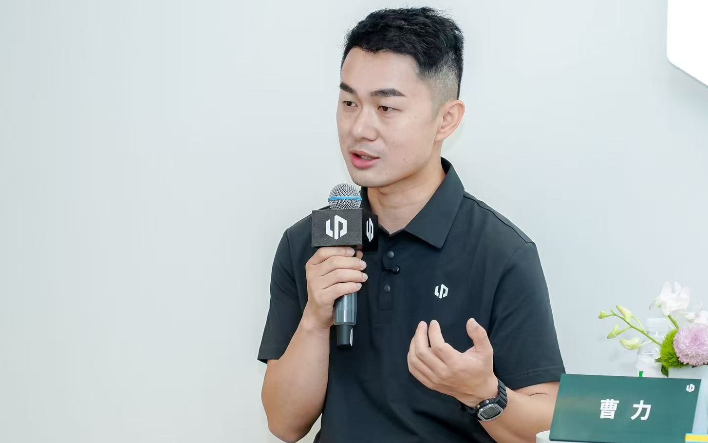 零跑汽车高级副总裁曹力。受访者供图