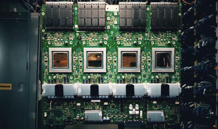 （谷歌的张量处理单元已经迭代至第七代）