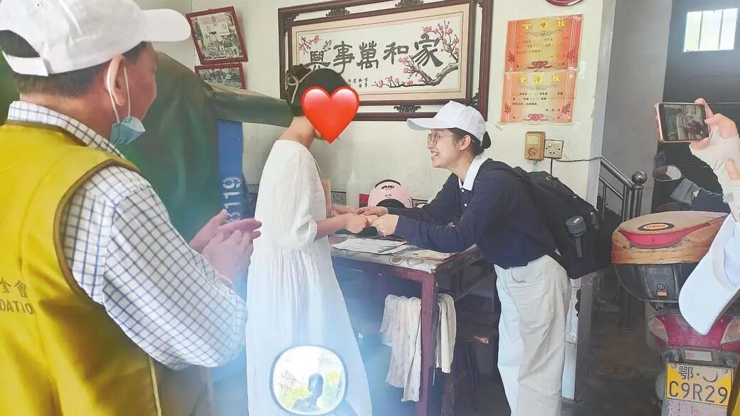 “童享阳光”帮扶困境儿童