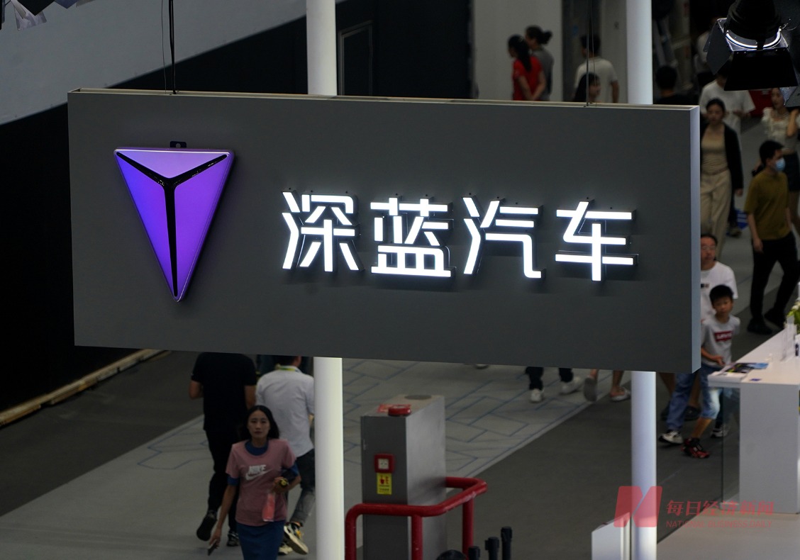 　　图片开头：每经记者孔泽想摄（费力图）