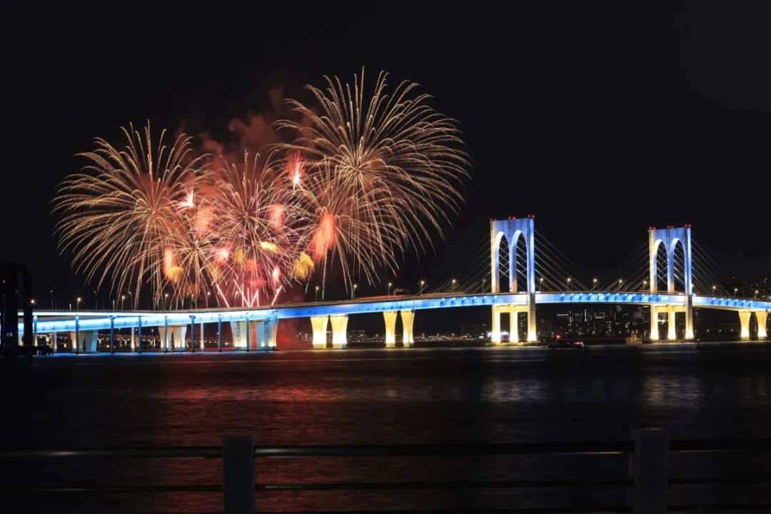 台风预警升级!或将在珠海至湛江一带沿海登陆