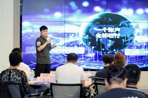 汇付国际华东业务负责人贺志强