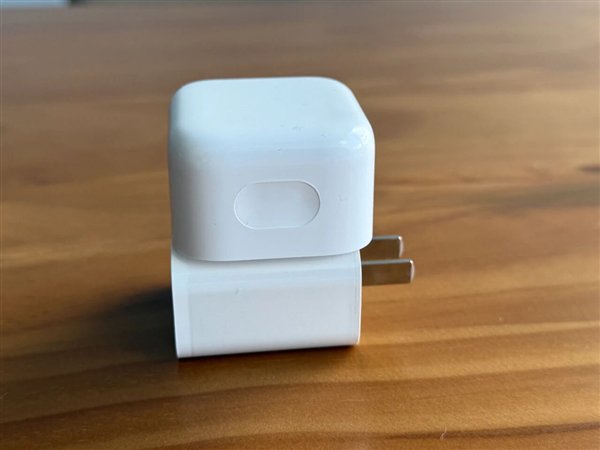 责任编辑：上方文Q