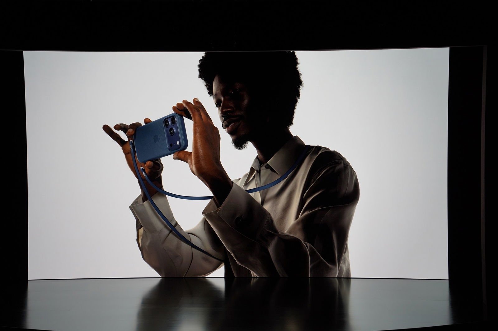 iPhone 17 登场，苹果 2025 秋季新品发布会专题