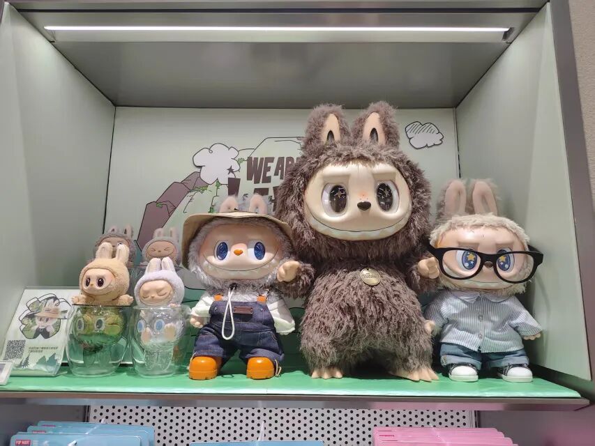 LABUBU样品。深圳商报·读创客户端记者 周良成 摄
