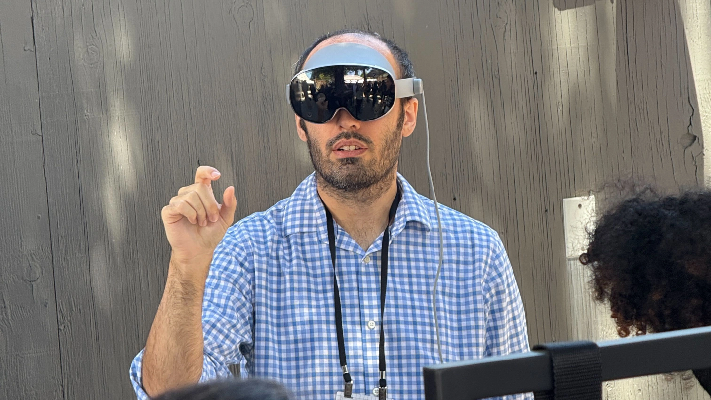 ▲ 头显的外观，图源 Android Central