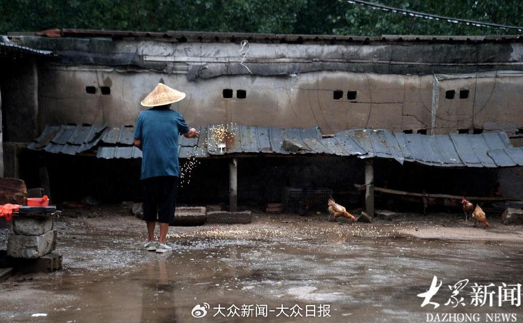 手指康复器材怎么用十二载无数次弯腰 祖父的脊背终成通途 坚强女孩何炎格：爷爷,大学到了_https://www.jmylbn.com_新闻资讯_第10张