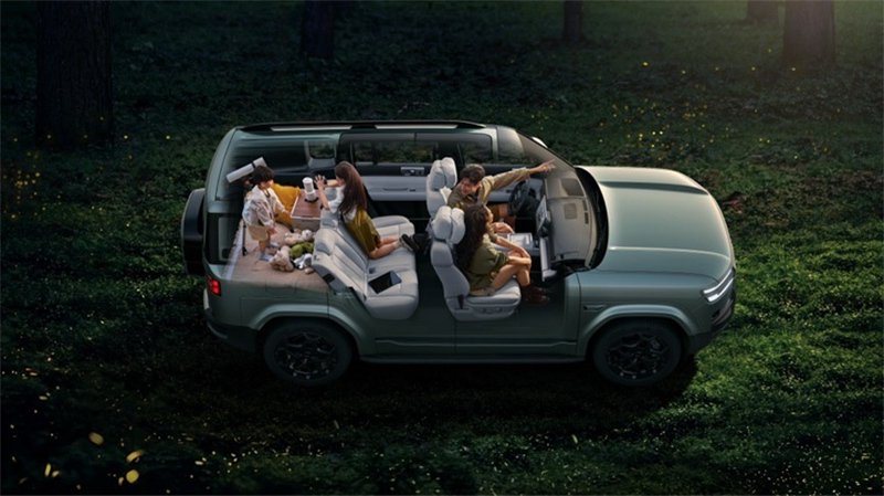 “大五座天花板”方程豹钛7火爆上市，售价17.98万元起