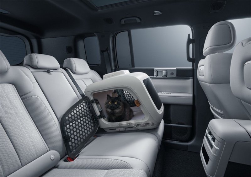 “大五座天花板”方程豹钛7火爆上市，售价17.98万元起