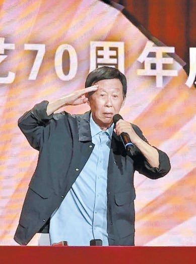 田连元醒木一拍说“三国”|评书_新浪财经_新浪网