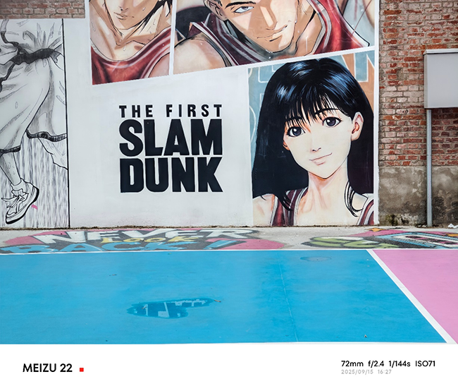 实际拍摄体验中，魅族22主摄在各种光线条件下都表现出色，色彩还原准确，HDR 处理也很自然。