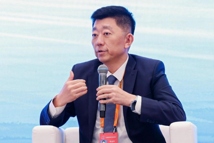 扬子江药业集团董事长徐浩宇受邀参加首都国际医学大会,与各界代表共