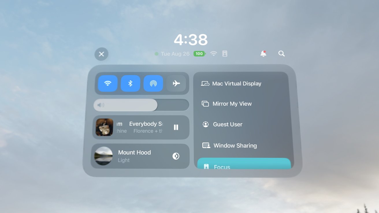 新增 360°、180° 和广角视频原生播放；引入木星沉浸环境；