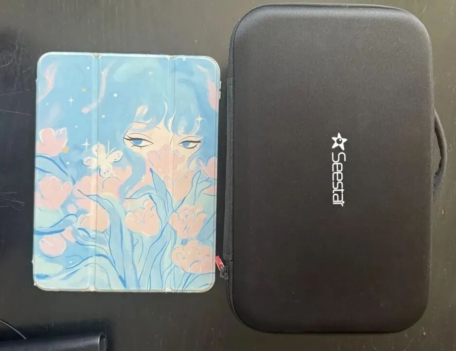 SeeStar S30 与 iPad 对比 ｜ 图片来源：拍摄