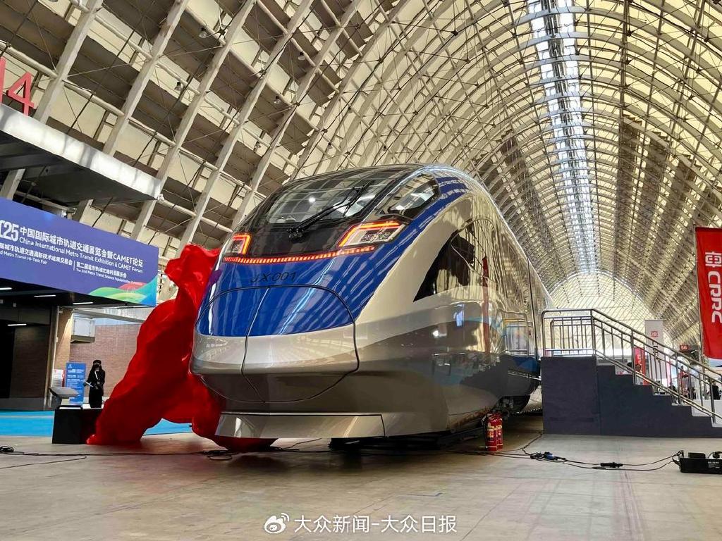 我国首列中国标准智能市域列车亮相，时速200公里全自动运行（学到了）智能火车票怎样才能注销，