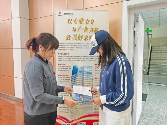 （图：活动现场）