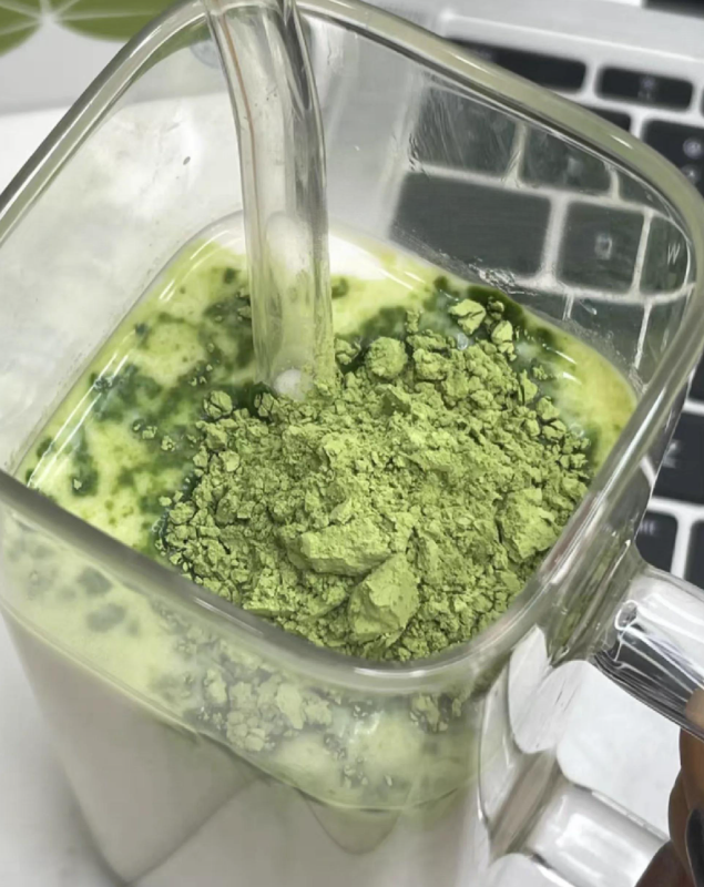 羽衣甘蓝粉+牛奶，成了年轻人的新下午茶