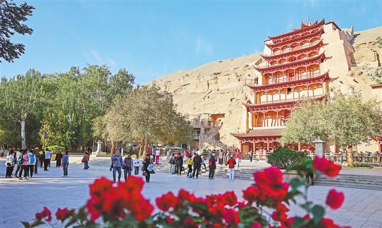 敦煌纪行：触摸丝路文明的温度|敦煌市_新浪财经_新浪网