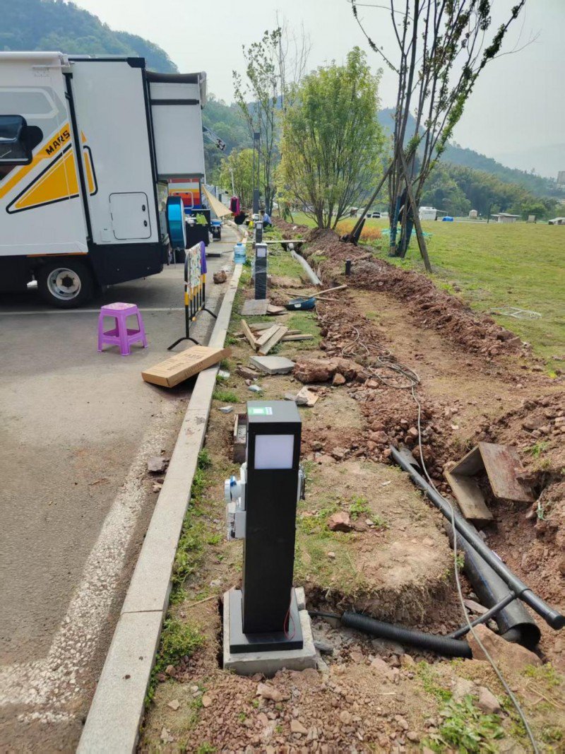 图：溧阳房车营地智能水电桩