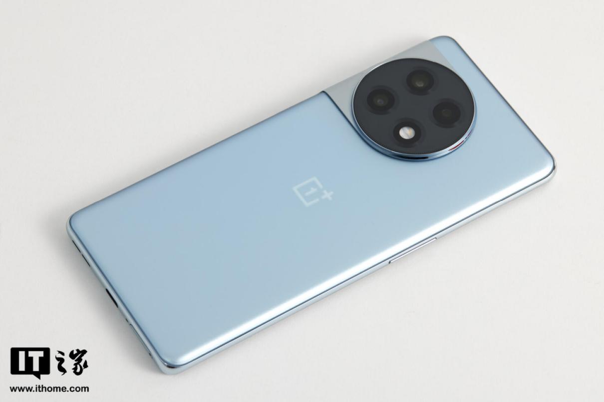 一加 Ace 2 系列手机推送 ColorOS 15.0.0.860 版本更新：新增地图图集等功能（速看）一加官网，