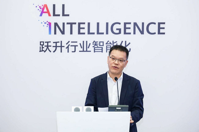     华为交通灵敏化军团COO沈素荣