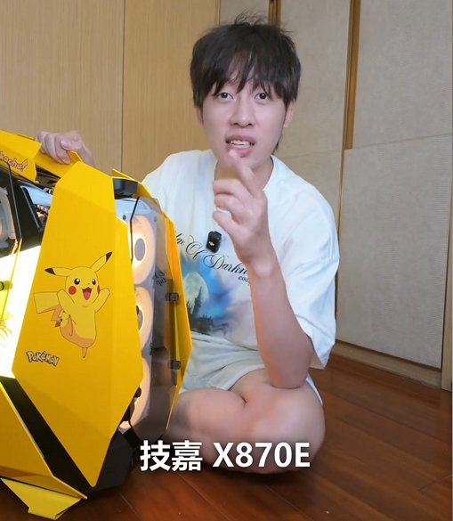 中国 BOY-Hans开箱介绍技嘉定制整机