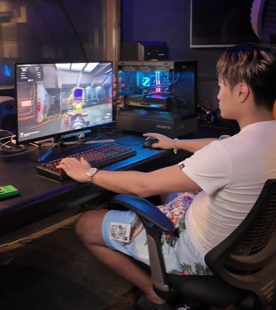 YOUNG13DBABY 正在游玩