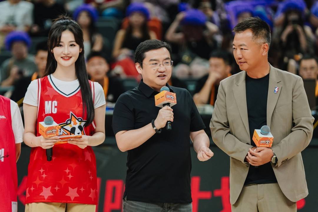 图说 腾讯互动娱乐副总裁、无畏契约中国总负责人黄凌冬