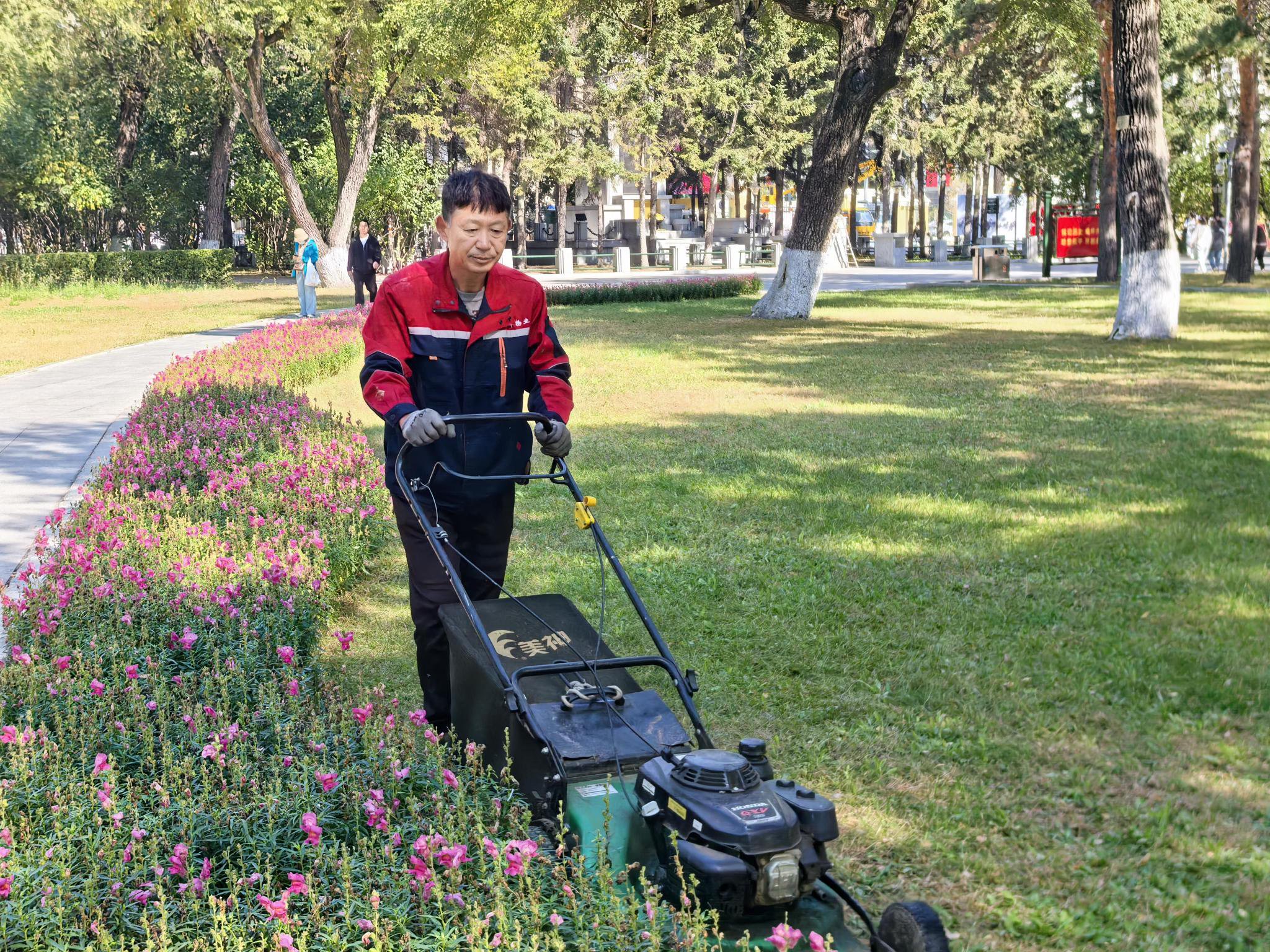在哈尔滨,他们这样守护城市之美