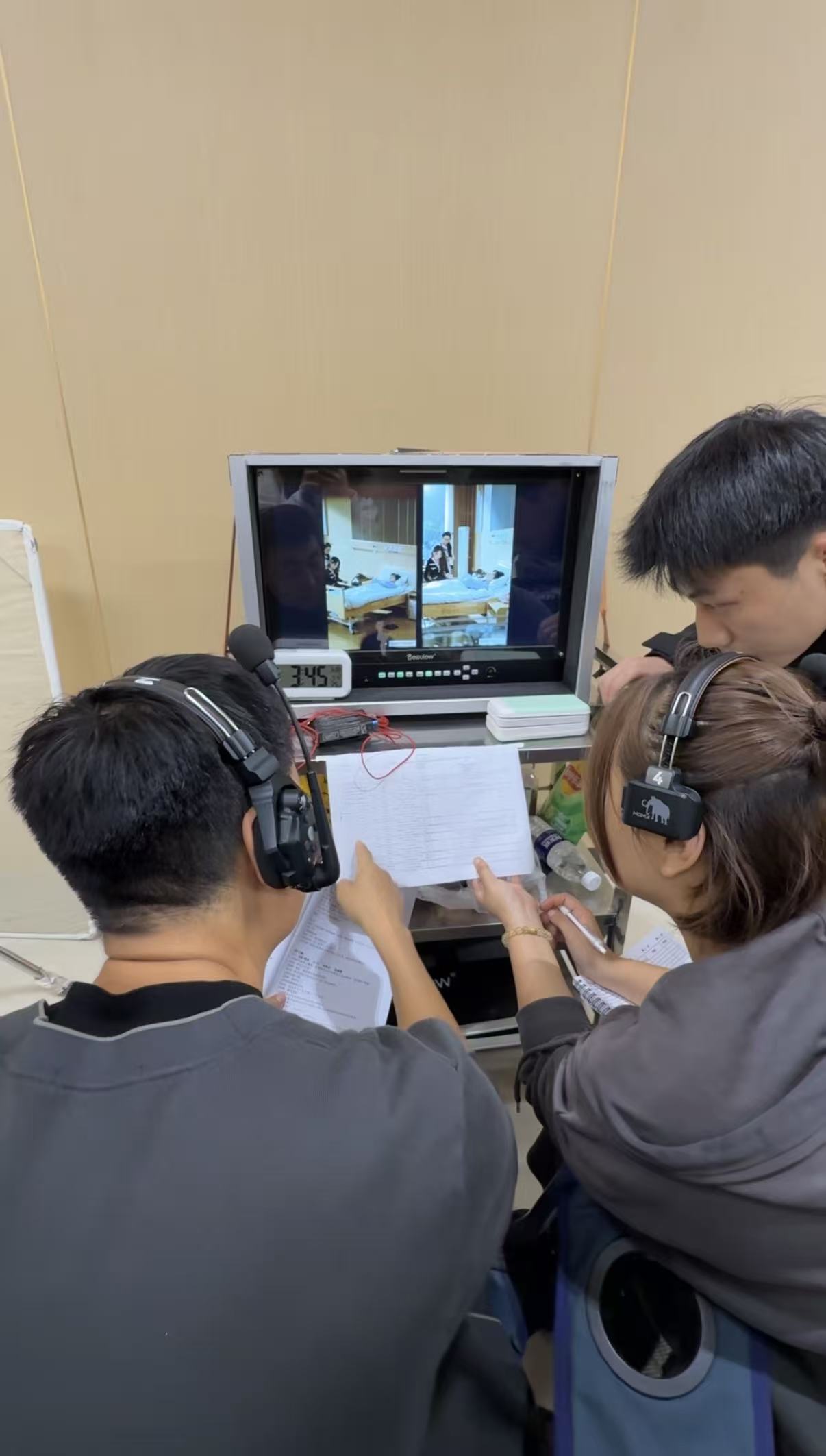 导演指挥现场 图/《科创板日报》记者摄