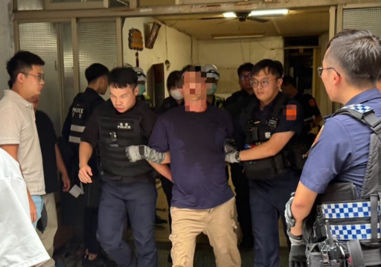 台湾苗栗发生随机伤人案！一男子街头持刀刺伤3人，10年前曾犯类似案件