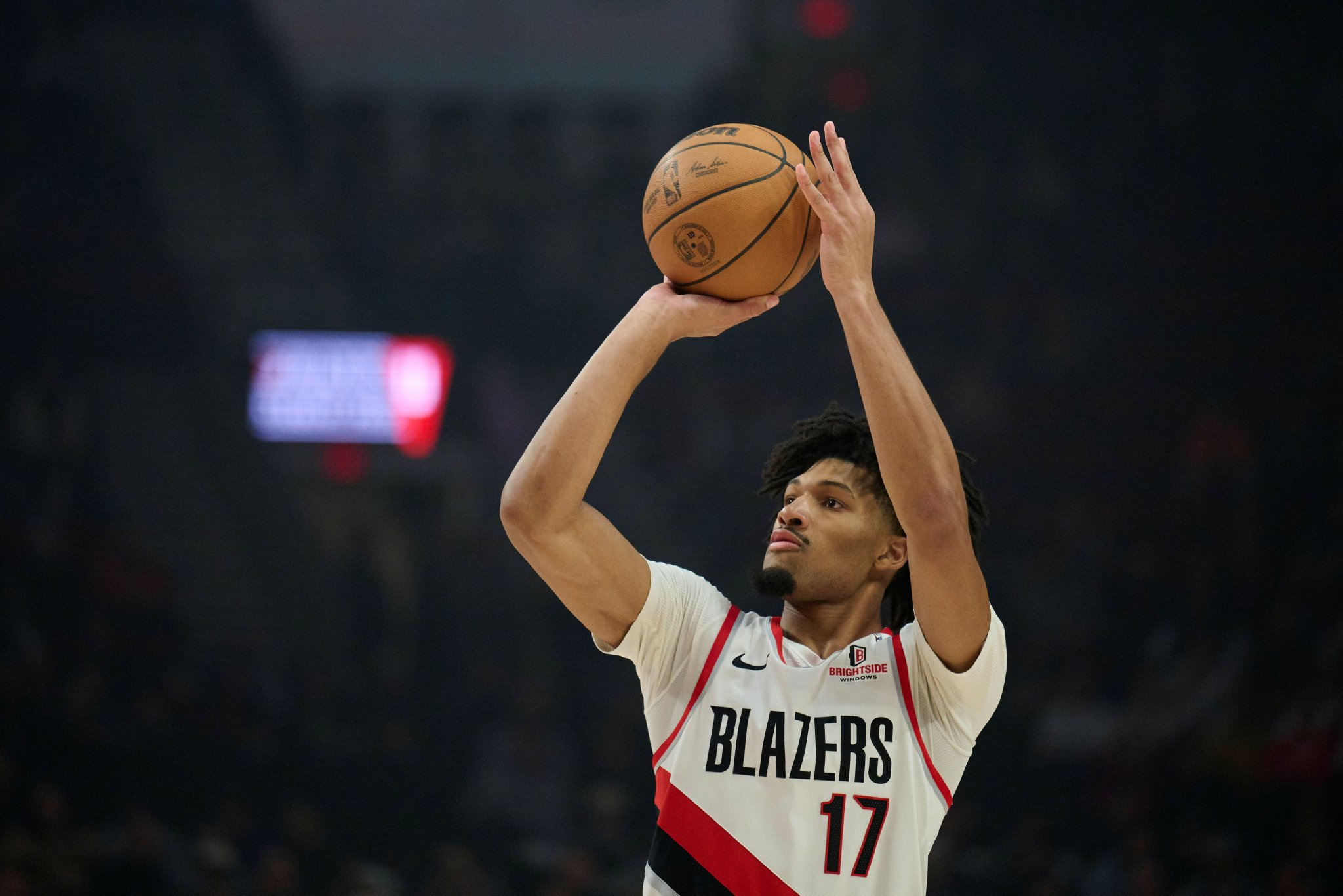 开拓者球迷嘉年华对抗赛黑队43-42白队 杨瀚森队友夏普当选MVP
