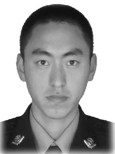 痛心！他在執法現場(chǎng)被撞犧牲，生命定格在37歲！