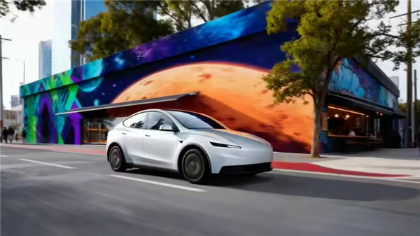 惊了!特斯拉Model 3/Y标准版Autopilot砍掉“自动辅助转向”功能 倒逼用户花钱选装FSD
