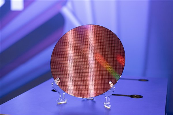 责任编辑：上方文Q