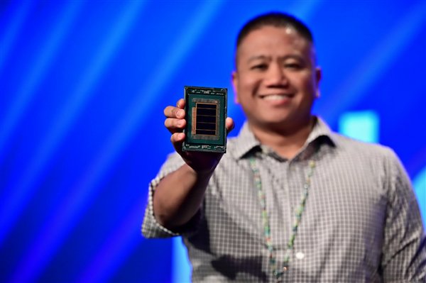 责任编辑：上方文Q