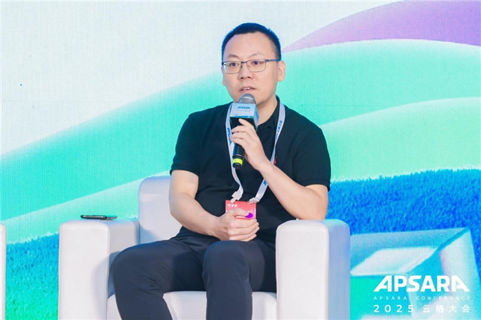 阿里云智能集团公共云事业部AI加速器解决方案总经理 娄恒