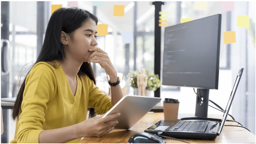 图 1：多显示器使用变得越来越普遍。 来源：