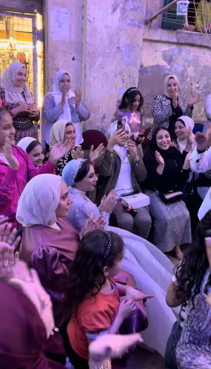 埃及街头婚礼、街头蹦迪，TopTop线上语音房派对的线下映射（Ray供图）