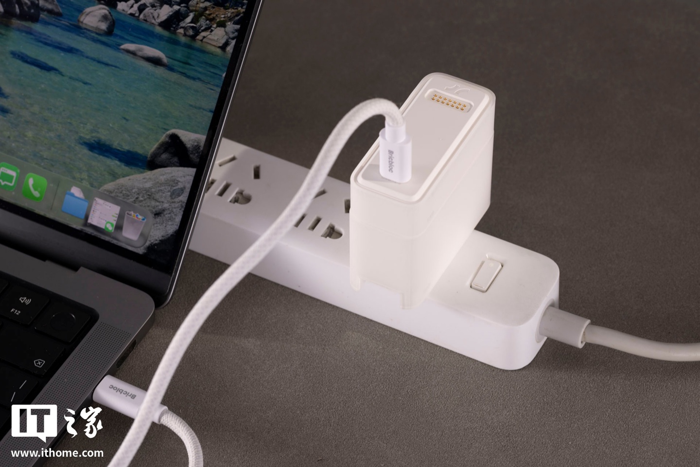 京东玲珑坞多功能扩展坞599 元直达链接