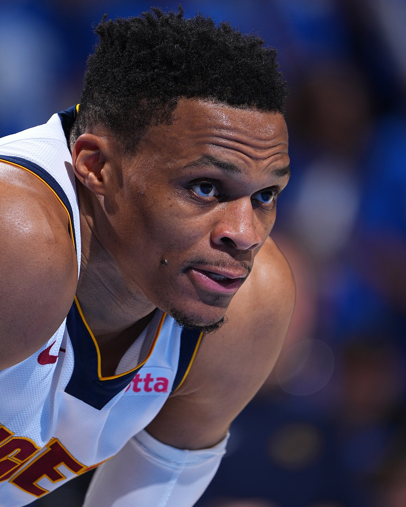 媒体人：总有人念叨威少在NBA混不下去了 但他即将开始第十八季