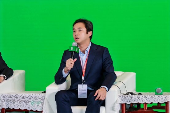 　　论坛凝聚了一个清晰的行业共识：AI必须创造实在的生产力。