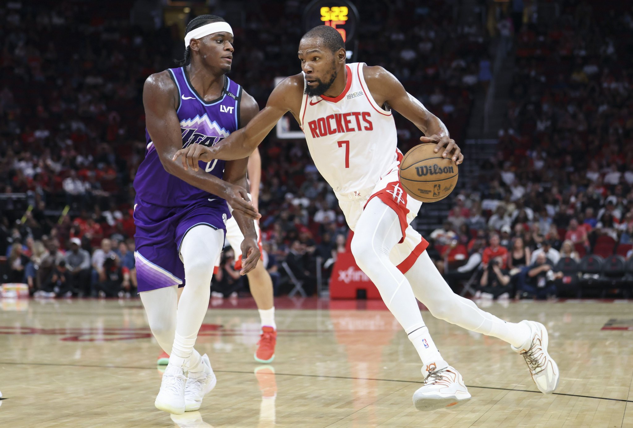 26-27赛季比KD薪资高的球员：乔治 巴特勒 唐斯 福克斯 拉文等