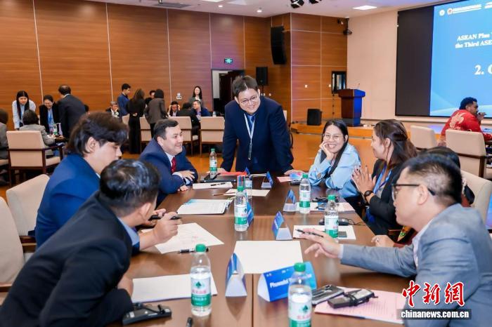 现场小组讨论。主办方 供图