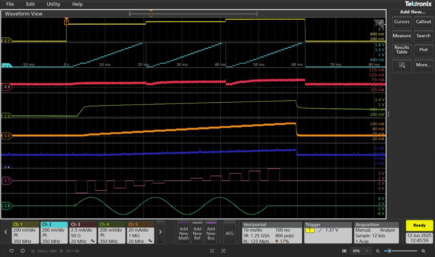 图10 在示波器上捕获的6通道执行结果