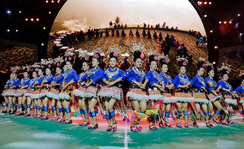 丹寨非遗舞蹈《锦鸡舞》