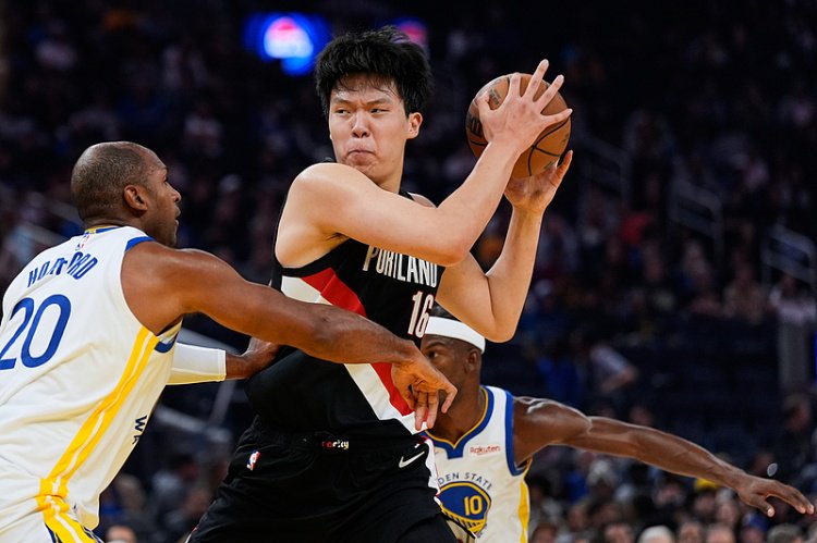季前赛里自己的“欢迎来到NBA时刻”？杨瀚森：首战勇士整场比赛