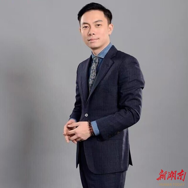 （90后”湖南企业家蒋亦轩。）