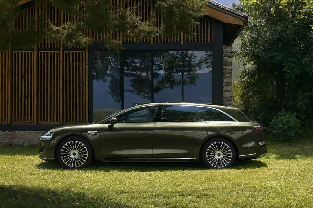 享界S9T猎装车 鸿蒙生态旅行车 双动力架构1200km续航_享界