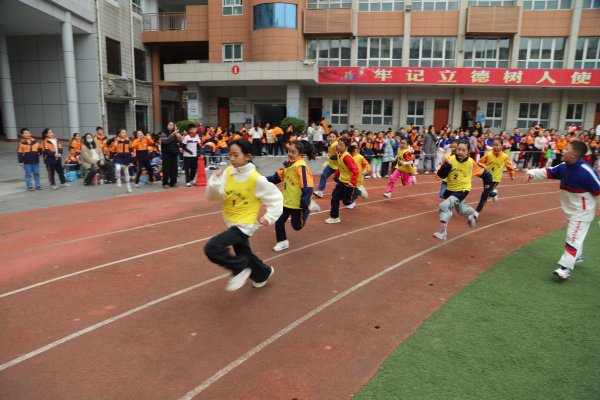 400电话 谁能帮我查查是哪个公司的 400电话怎么鉴别真伪